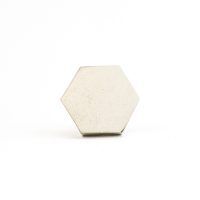 DSC 2179 Silver hexagon knob