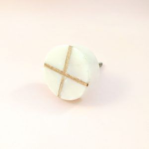 Round White Marble with wood cross knob 8